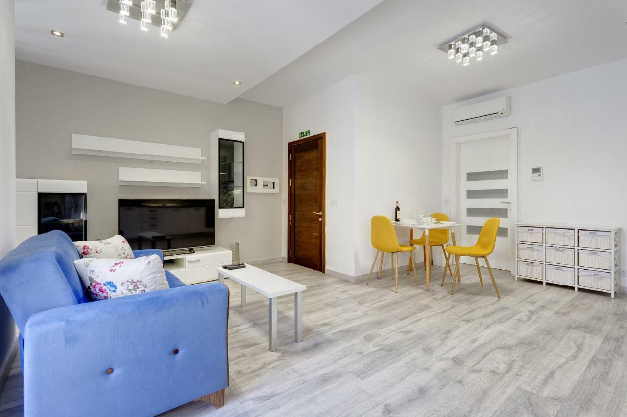Splendid Apartment, Steps Away From The Sea Sliema Extérieur photo
