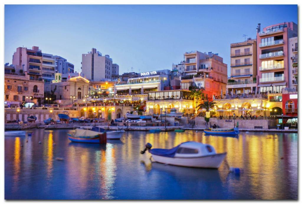 Splendid Apartment, Steps Away From The Sea Sliema Extérieur photo
